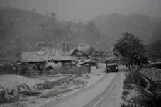 Lava beku Kelud menyebar...