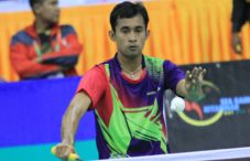 Hayom gagal ke babak...