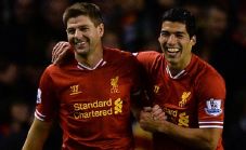 Suarez bertahan karena...