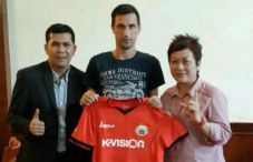 Persija resmi kontrak...