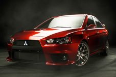 Mitsubishi Evo X disqontinue