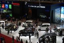 16 APM meriahkan pameran...