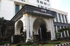 OJK minta izin gunakan...