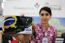 PermataBank luncurkan...