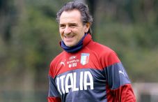 Prandelli: Italia bukan...