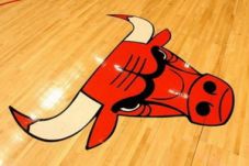 Bulls ogah pilih-pilih...