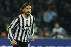 Pirlo selangkah lagi...