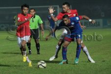 Gamba Osaka tantang...