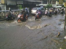 Kerap banjir, perumahan...