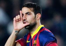 Fabregas desak Barca...