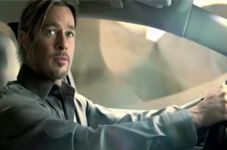 Brad Pitt kepincut mobil...