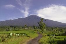 Aktivitas Gunung Slamet...