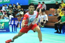Tim bulutangkis junior...