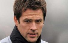 Owen harapkan Liverpool...