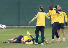 Kompany batal bela City...