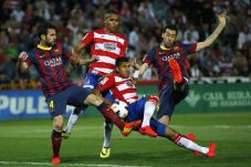 Barca tersungkur di...
