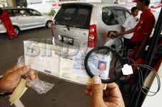 Mobil dinas dan pribadi...