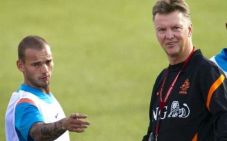 Van Gaal isyaratkan...