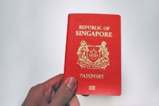 Di Singapura, 7.000...