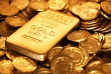 Harga emas global jatuh...