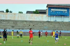 Suporter Persipur dilarang...