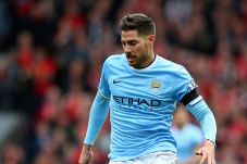 Javi Garcia tutup pintu...