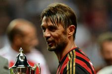 Maldini desak Milan...