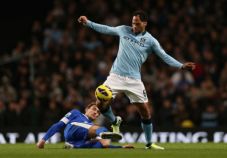 Lescott jadi buruan...