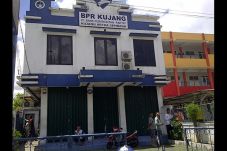 BPR Kujang dibobol,...