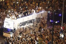 Real Madrid disambut...