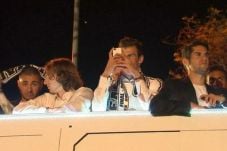 Bale abadikan lautan...