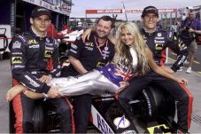 Ricciardo tercepat,...