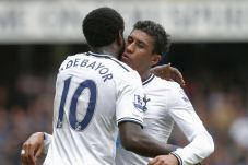 Amankan tiga poin, Spurs...