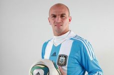 Cambiasso berharap perkuat...