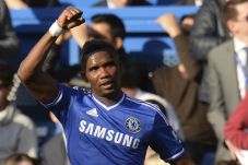 Gol Etoo dibalas Wickham...