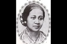 Peringati Hari Kartini,...