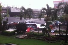 6 kendaraan & 2...