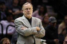 Timberwolves sibuk cari...