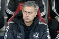 Mourinho kesal intruksinya...