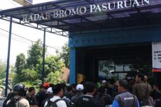 Komisioner KPU pimpin...