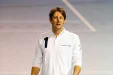 Van der Sar: Kunjungi...