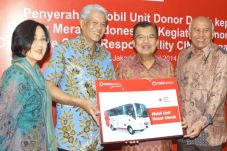 CIMB Niaga serahkan...