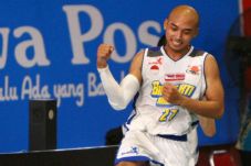 Tembus 1.000 rebound,...