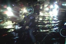 Kota Karawang malam...