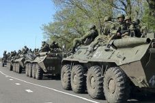 Militer Rusia bergerak...