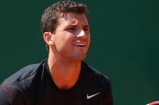 Dimitrov tantang Monfils...