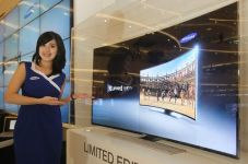 Samsung TV lengkung...