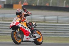 Marquez cetak hattrick...