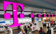 T-Mobile hampir beli...
