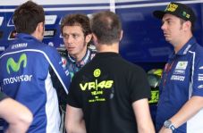 Kehilangan podium, Rossi...